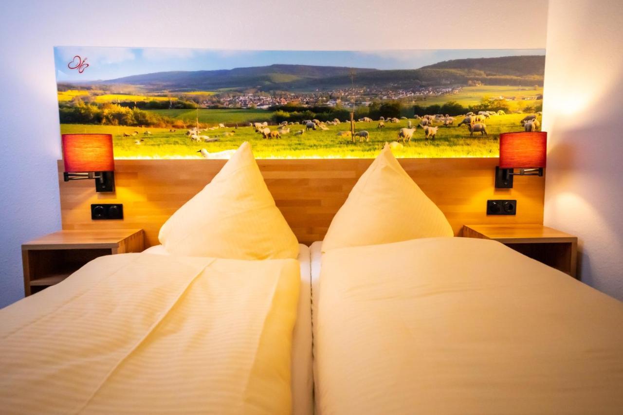 Wohlfuehlhotel Im Schlosspark - Self Checkin Willebadessen Esterno foto